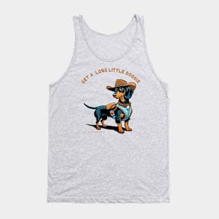 GET A LONG LITTLE DOGGIE - Black Tan Dachshund With Cowboy Hat Tank Top